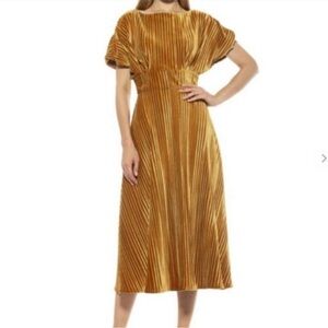 Alexia Armor pleated mustard velvet midi dress size small